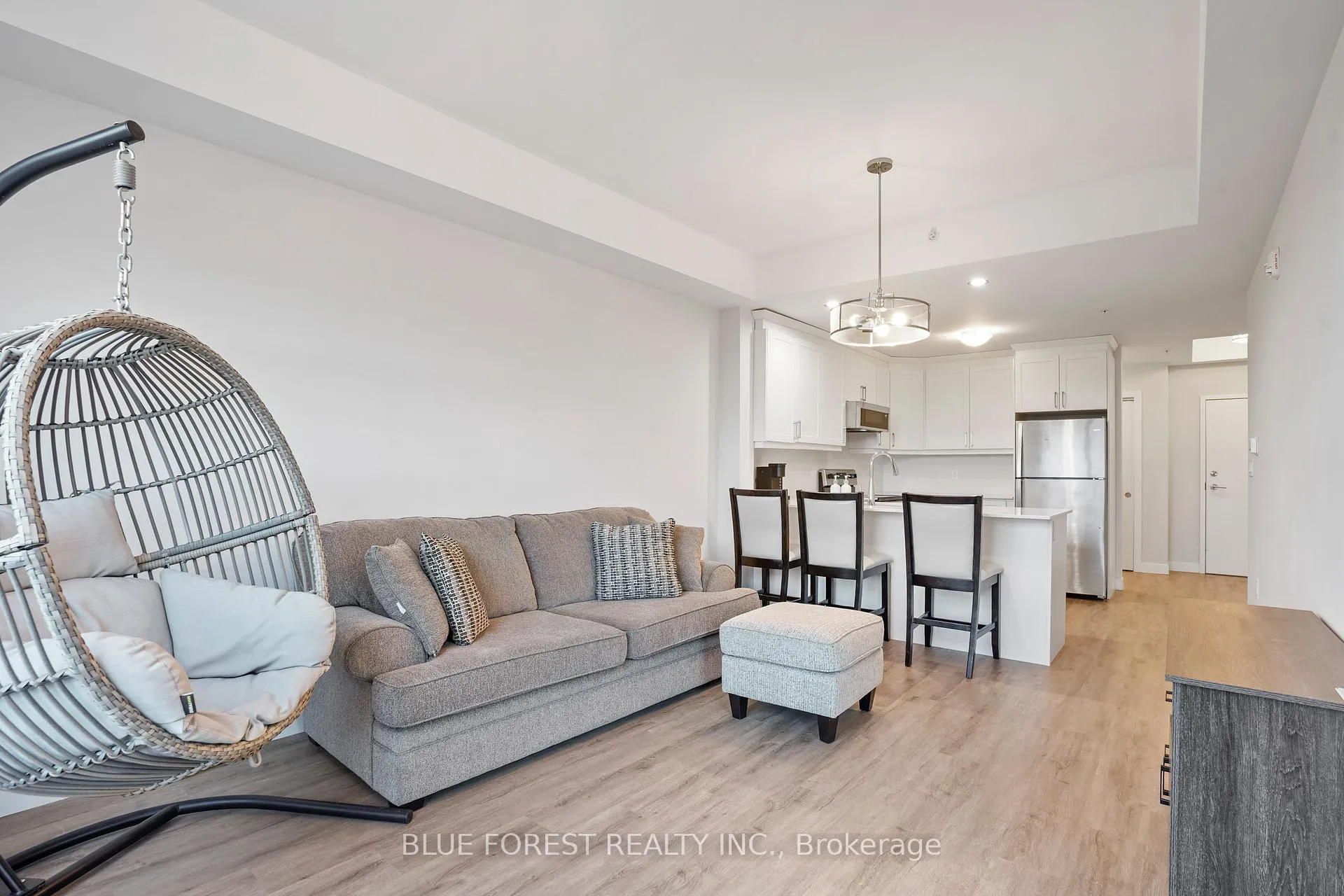 Photo 12 of Unit 307, 100 The Promenade, Central Elgin, Port Stanley — HOMEH