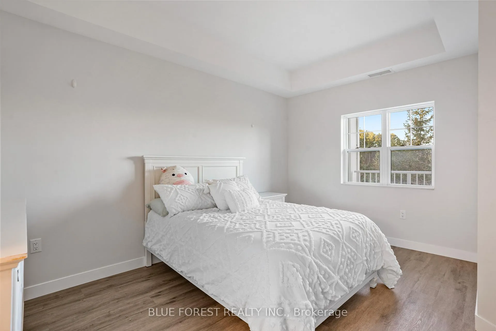 Photo 14 of Unit 307, 100 The Promenade, Central Elgin, Port Stanley — HOMEH