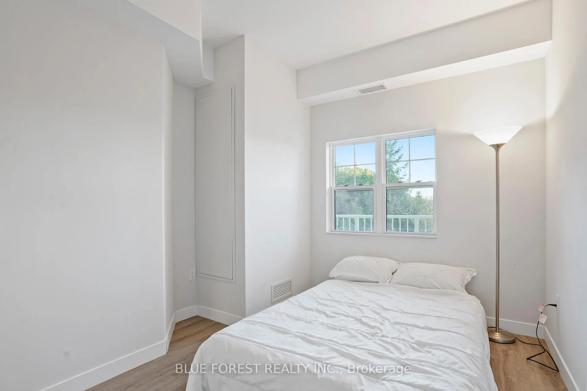 Photo 20 of Unit 307, 100 The Promenade, Central Elgin, Port Stanley — HOMEH