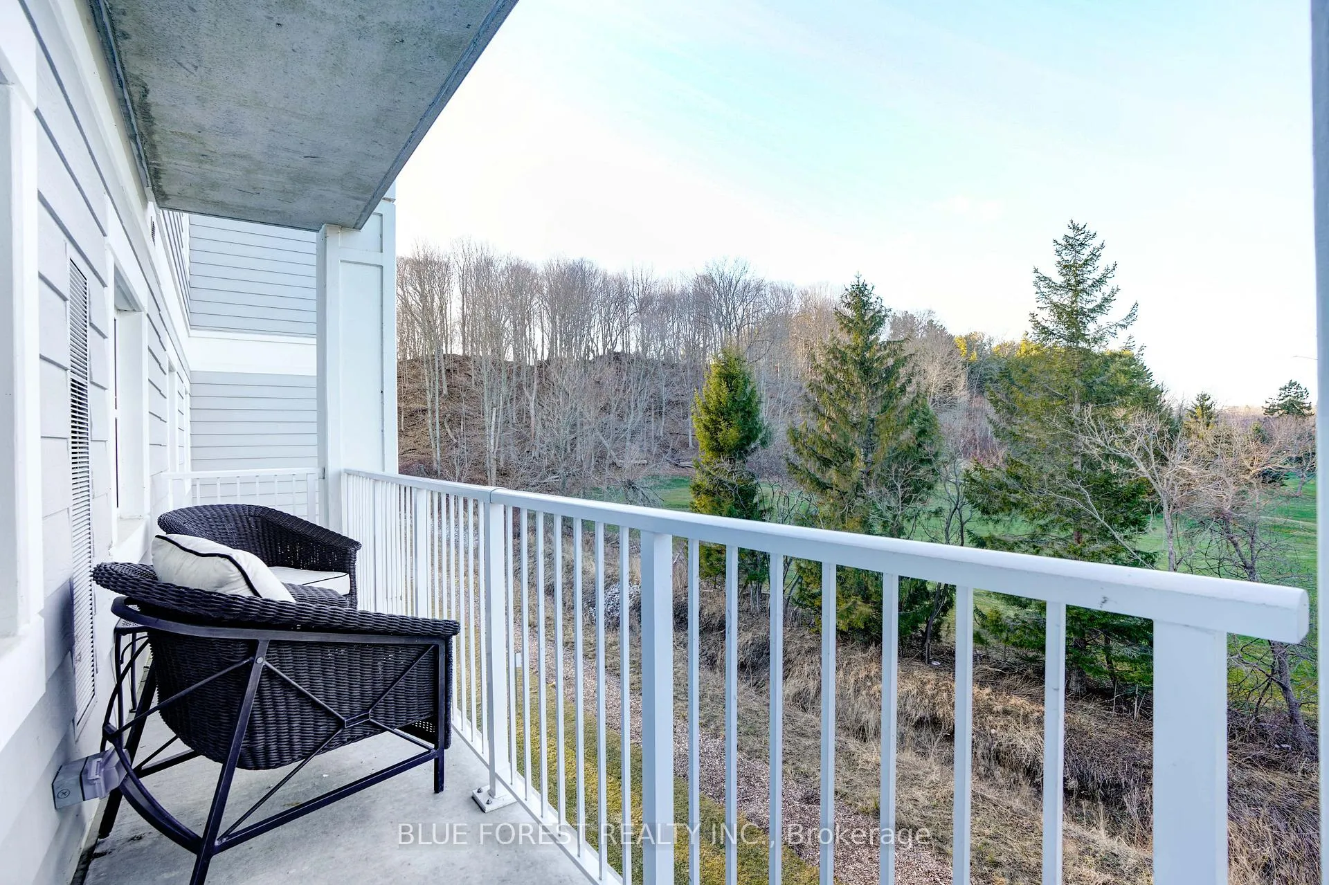 Photo 23 of Unit 307, 100 The Promenade, Central Elgin, Port Stanley — HOMEH