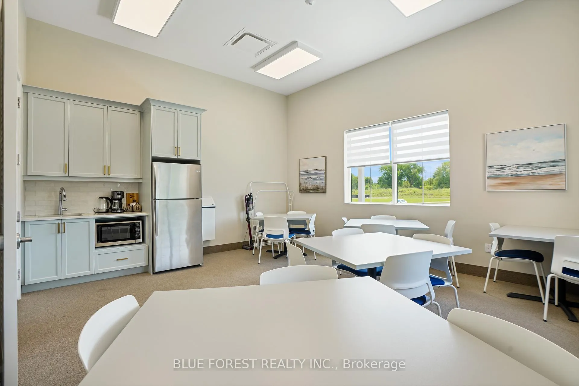 Photo 33 of Unit 307, 100 The Promenade, Central Elgin, Port Stanley — HOMEH