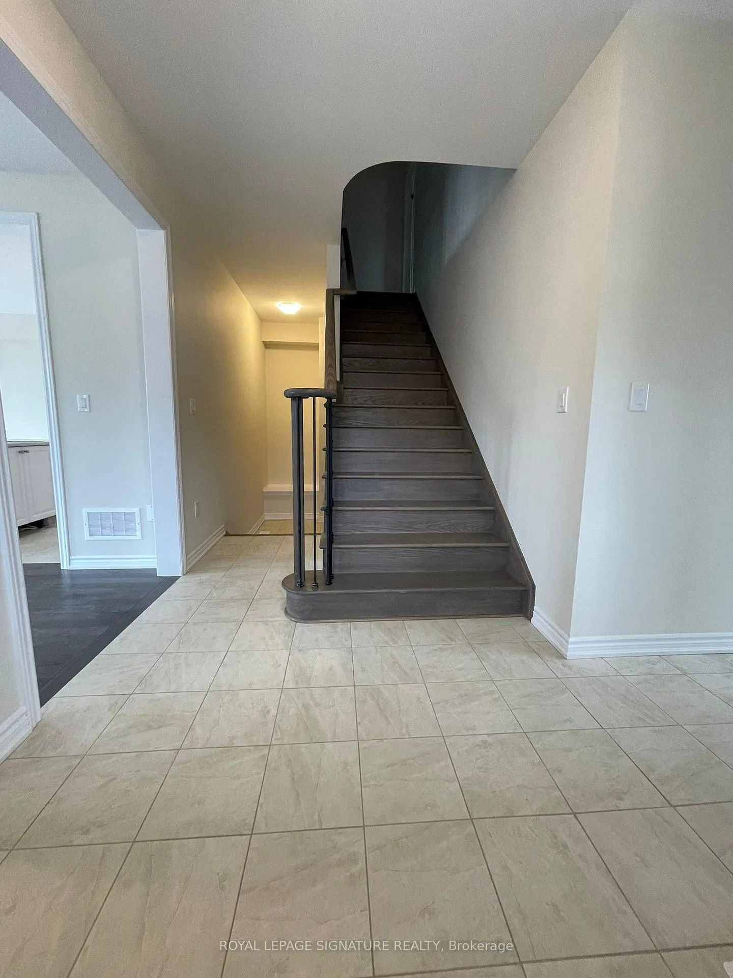 Photo 15 of 25 Buttercream Avenue, Thorold, Rolling Meadows — HOMEH