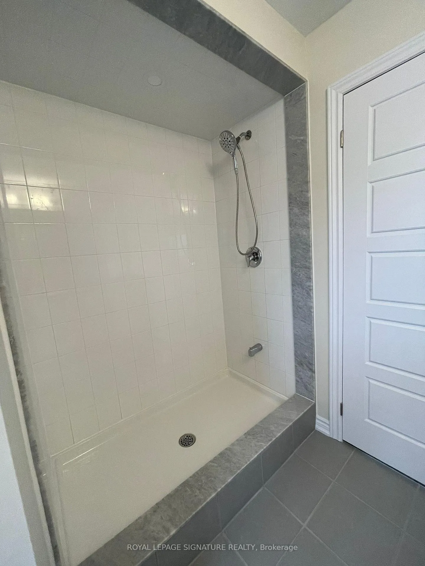 Photo 19 of 25 Buttercream Avenue, Thorold, Rolling Meadows — HOMEH