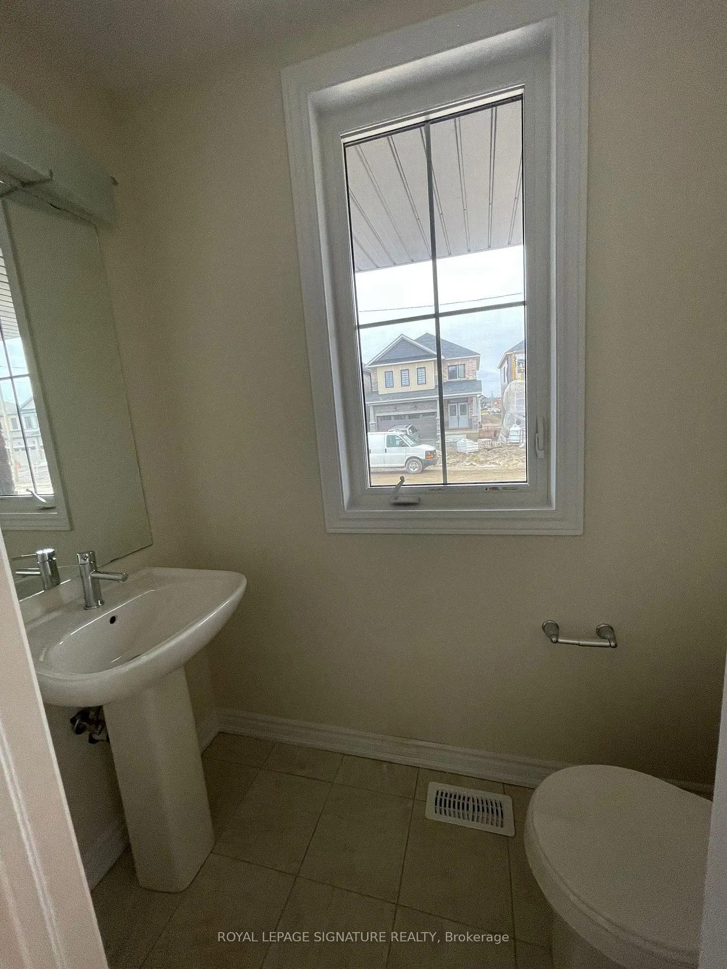 Photo 23 of 25 Buttercream Avenue, Thorold, Rolling Meadows — HOMEH
