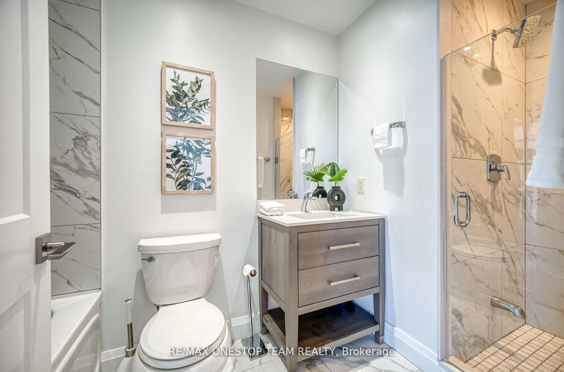 Photo 20 of Unit 1002, 218 Queens Quay W, Toronto, Waterfront Communities — HOMEH