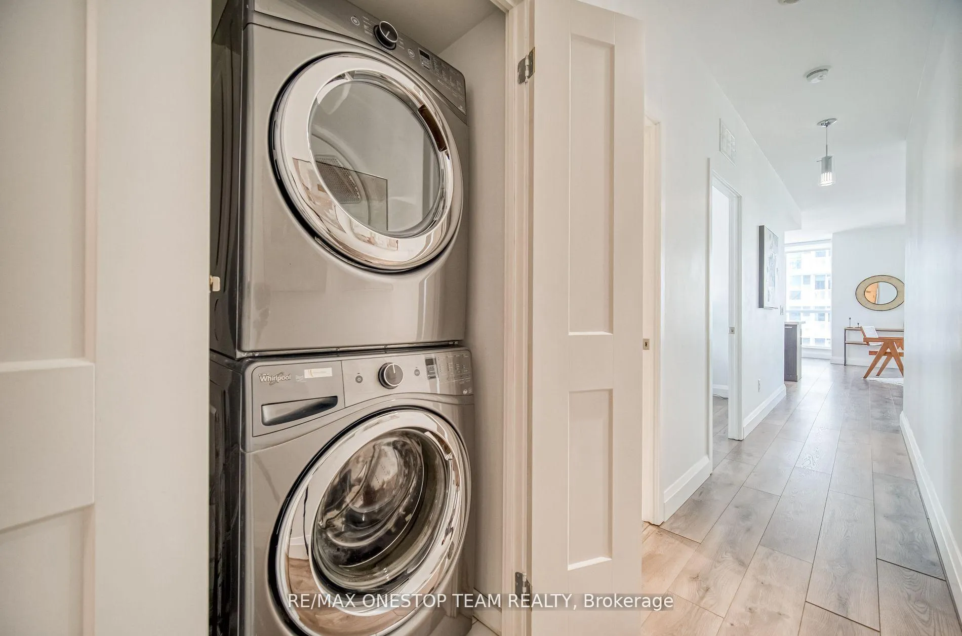 Photo 25 of Unit 1002, 218 Queens Quay W, Toronto, Waterfront Communities — HOMEH