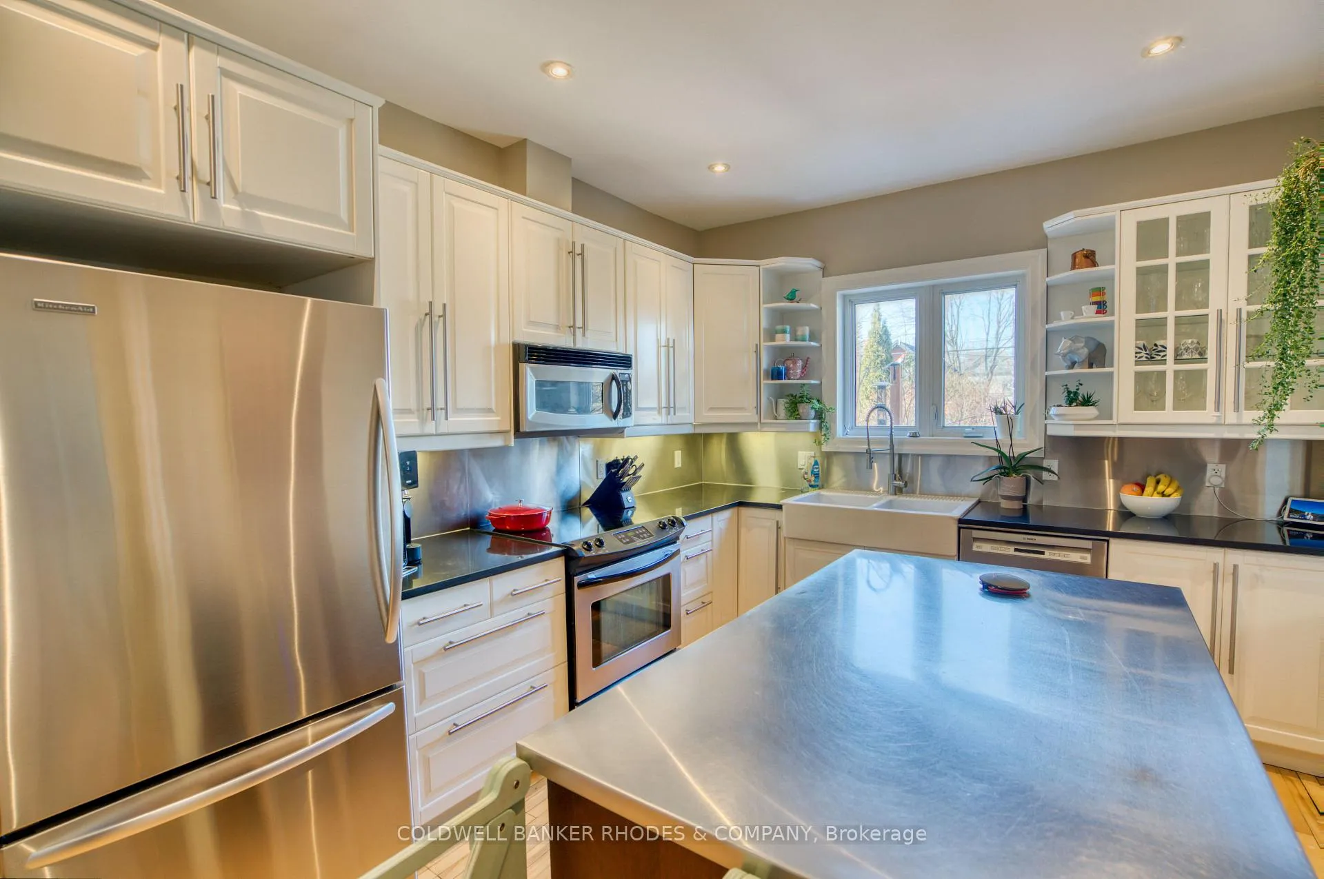 Photo 9 of 40 Ross Avenue, Ottawa, Ottawa West — HOMEH