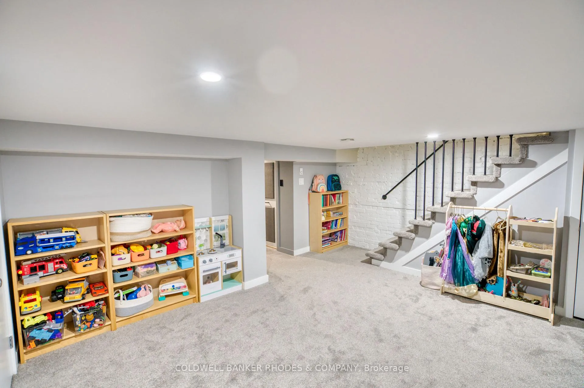 Photo 21 of 40 Ross Avenue, Ottawa, Ottawa West — HOMEH