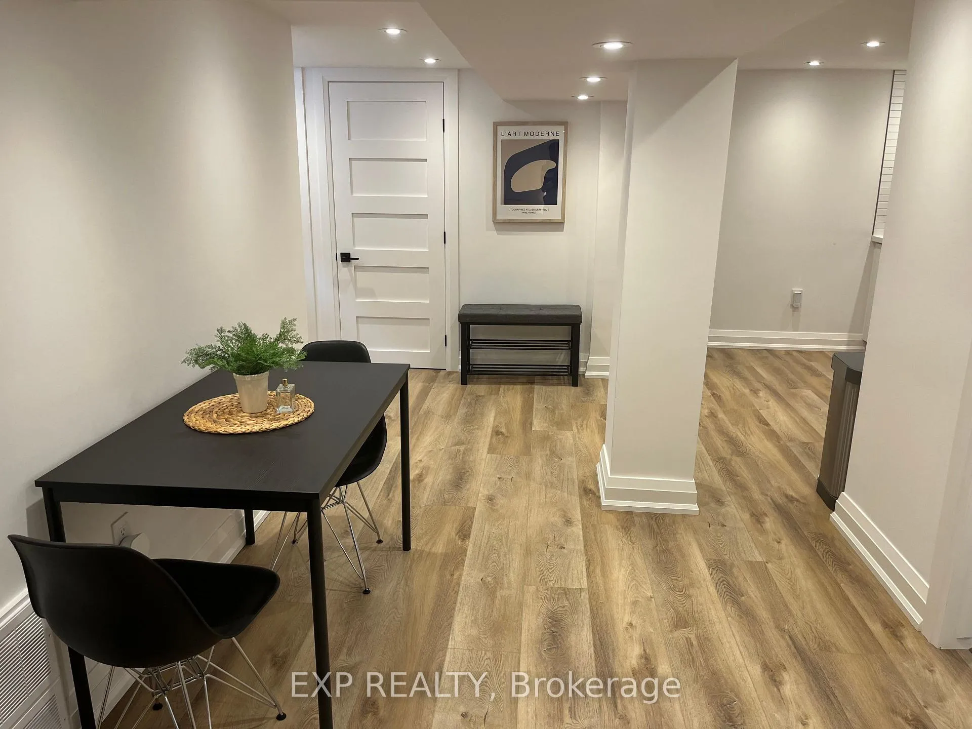 Photo 13 of Unit Basement, 179 Paradise Road N, Hamilton, Westdale — HOMEH
