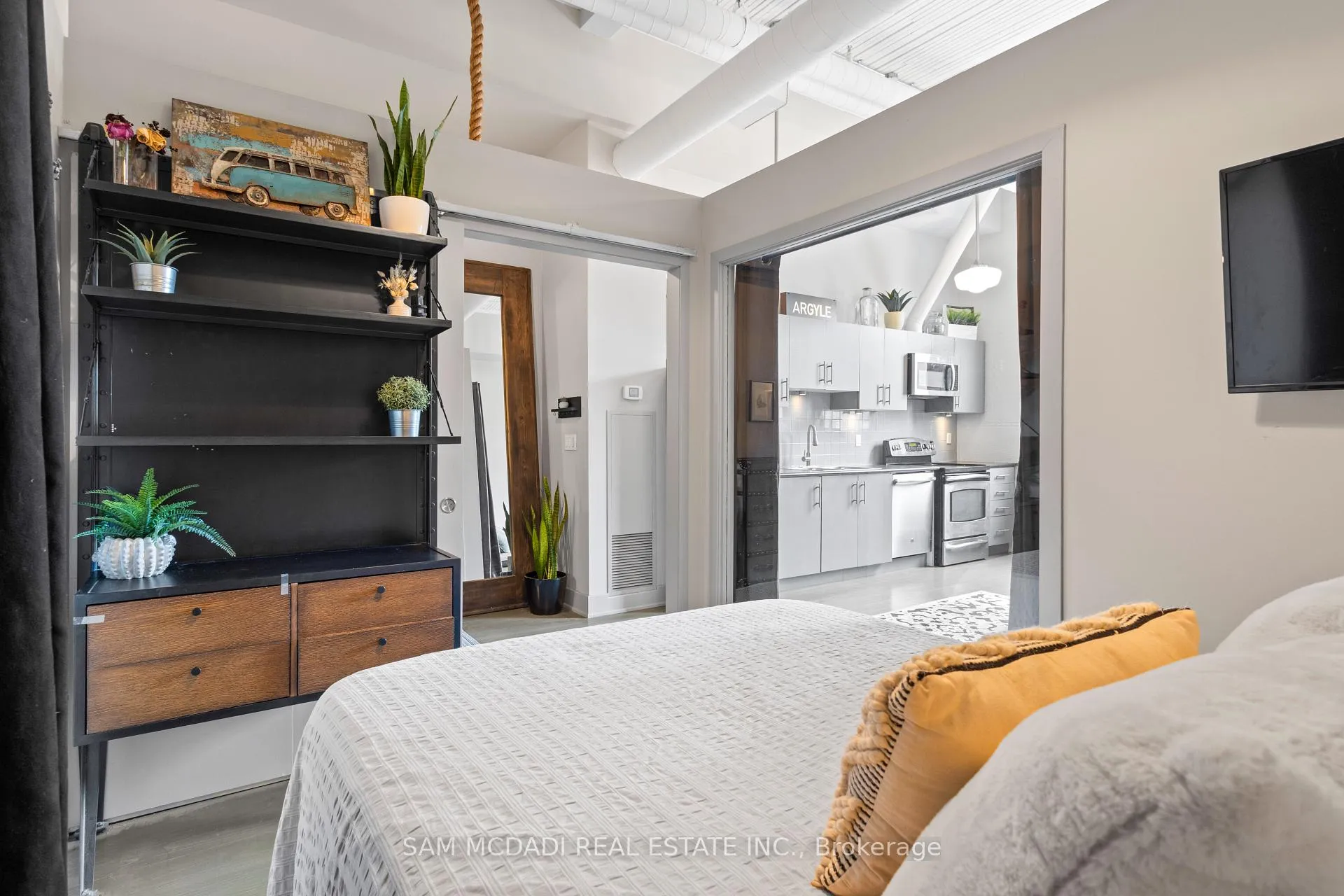 Photo 6 of Unit 204, 183 Dovercourt Road, Toronto, Trinity-Bellwoods — HOMEH