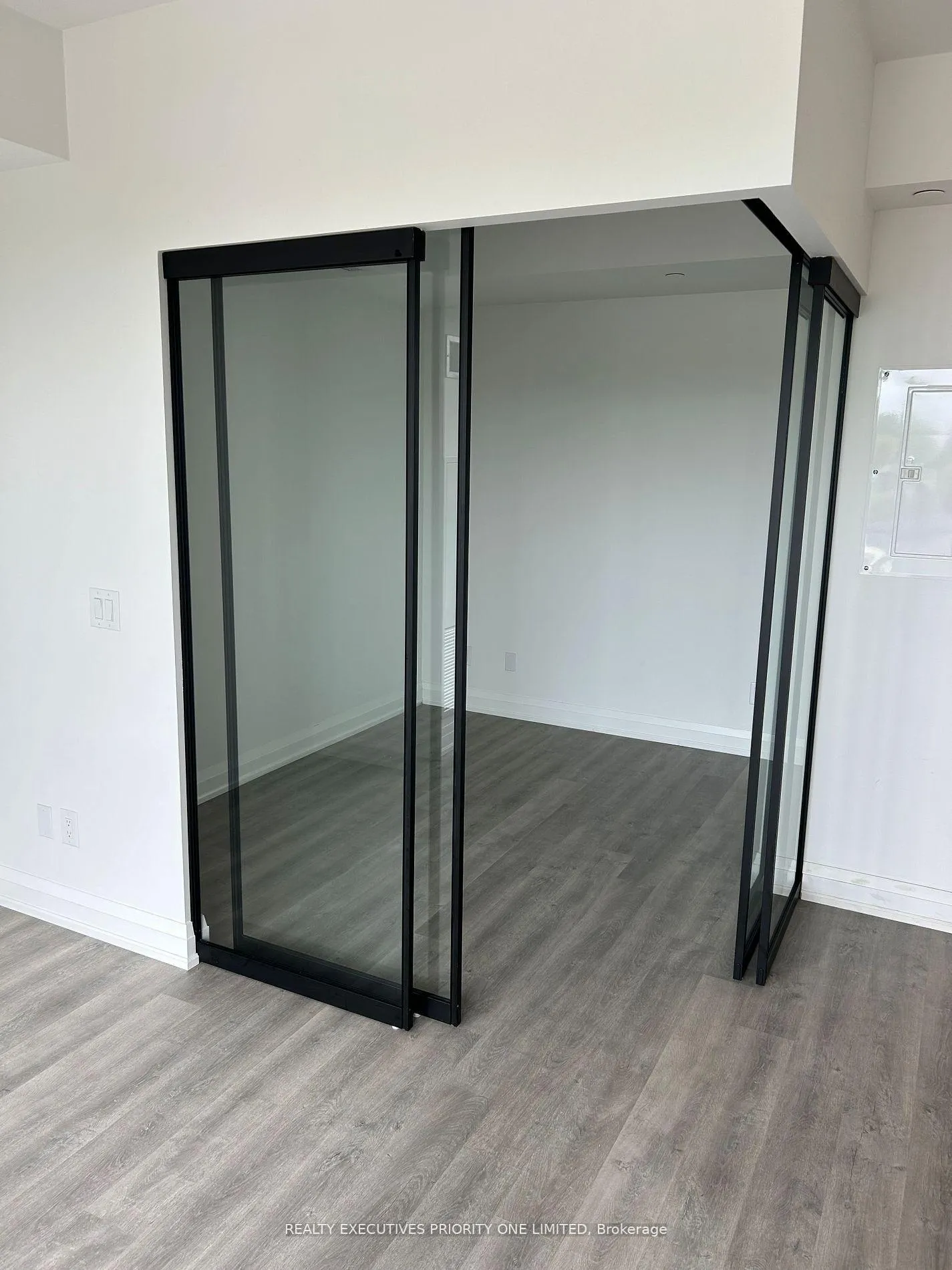 Photo 10 of Unit 407, 2369 Danforth Avenue, Toronto, East End-Danforth — HOMEH