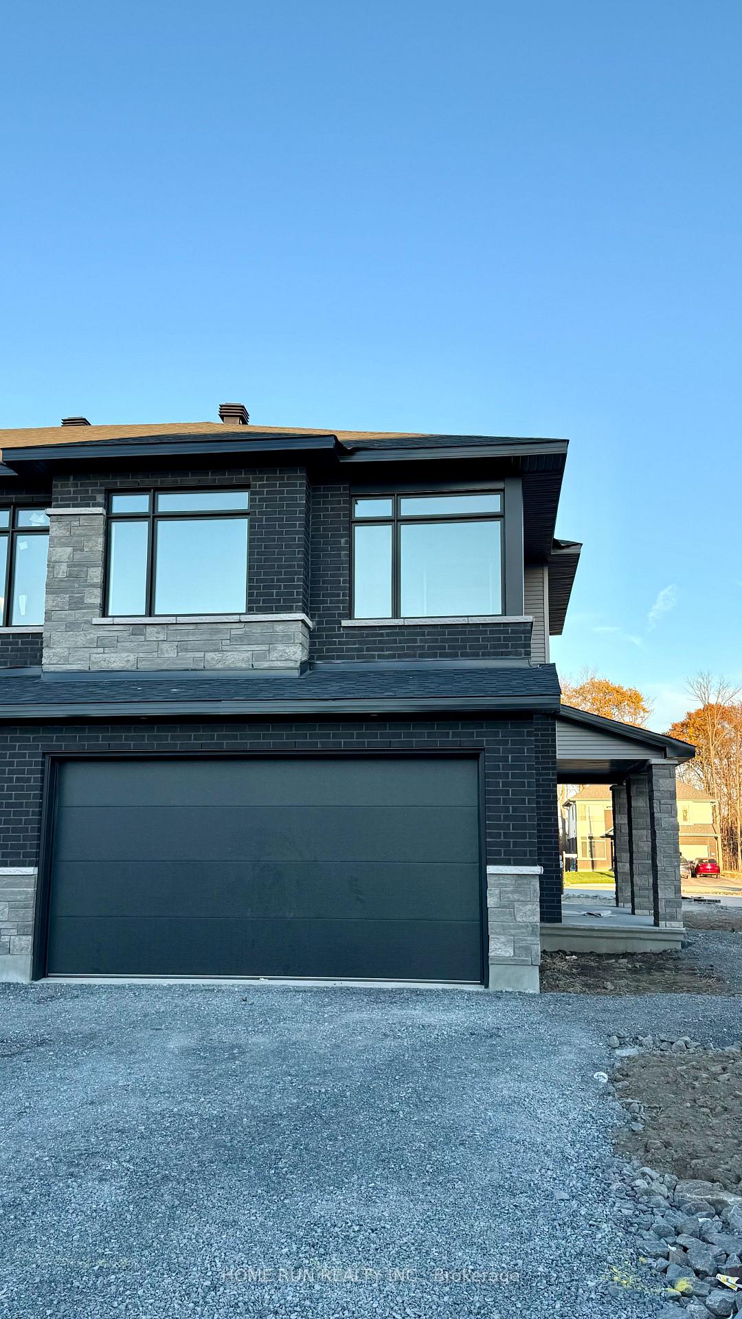 Photo 2 of 860 Hummock Way, Ottawa, Kanata - Beaverbrook — HOMEH