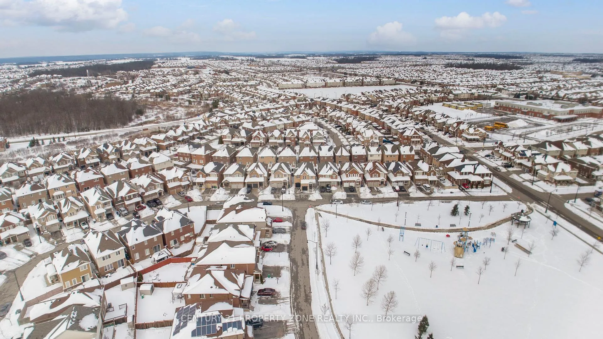 Photo 3 of 48 Gibbs Road, Brampton, Northwest Brampton — HOMEH