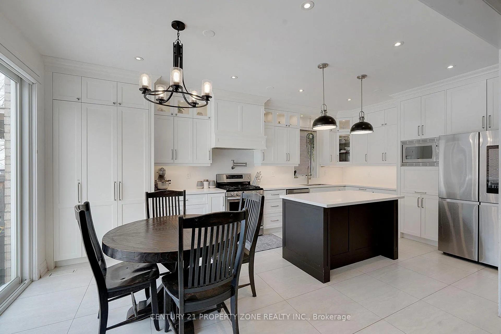 Photo 18 of 48 Gibbs Road, Brampton, Northwest Brampton — HOMEH