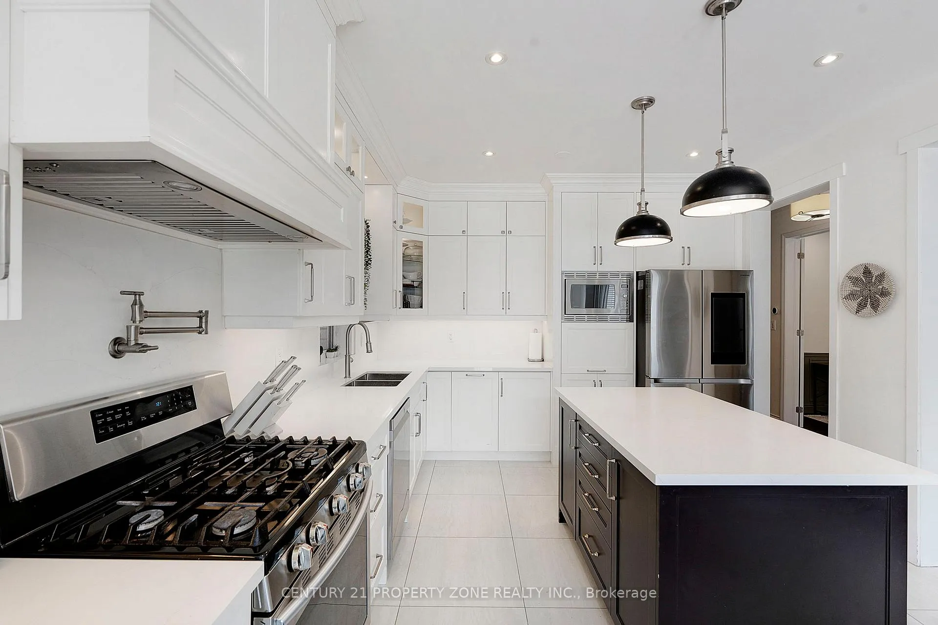 Photo 22 of 48 Gibbs Road, Brampton, Northwest Brampton — HOMEH