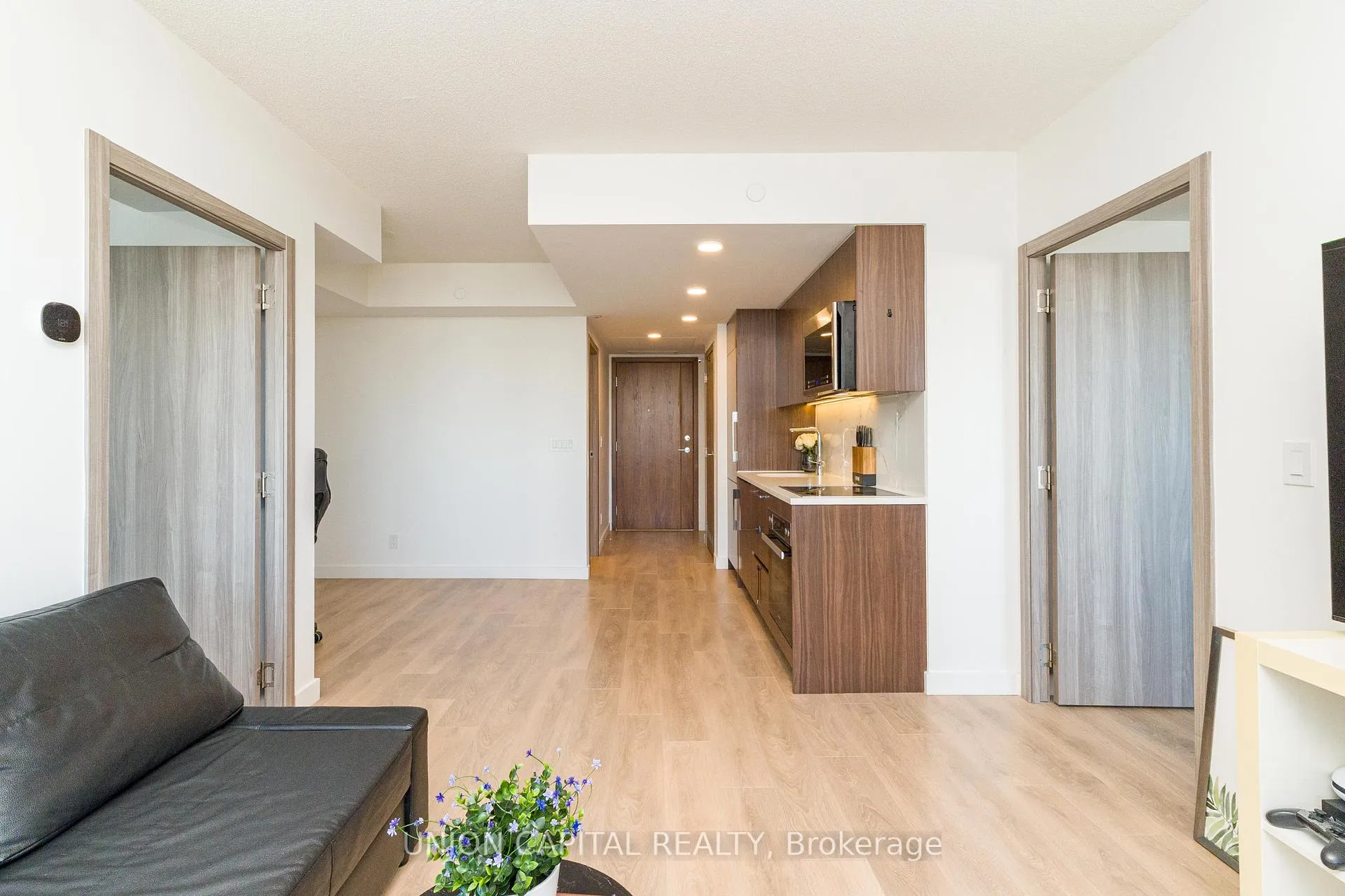 Photo 12 of Unit 4502, 38 Widmer Street, Toronto, Waterfront Communities — HOMEH