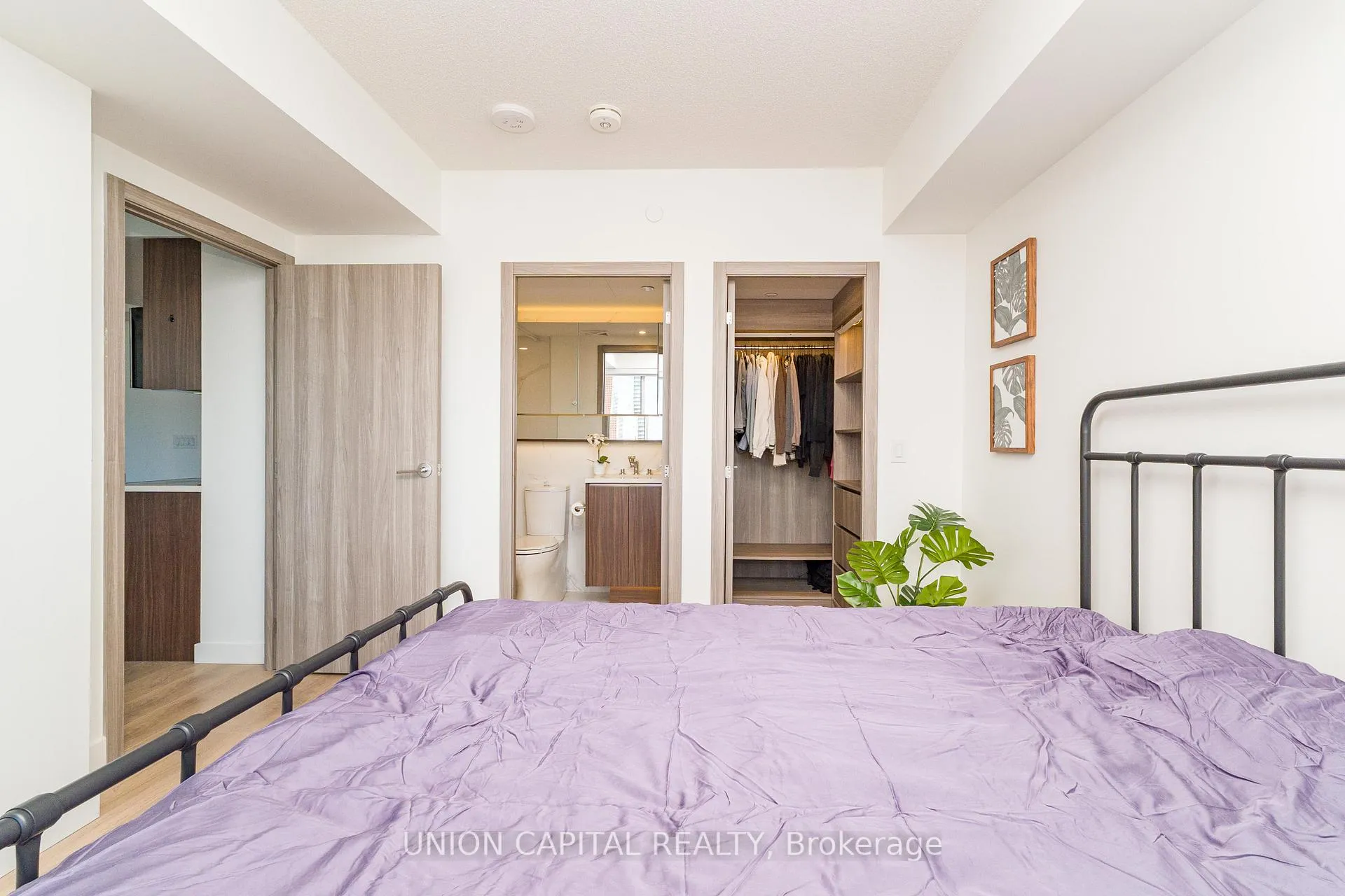 Photo 15 of Unit 4502, 38 Widmer Street, Toronto, Waterfront Communities — HOMEH