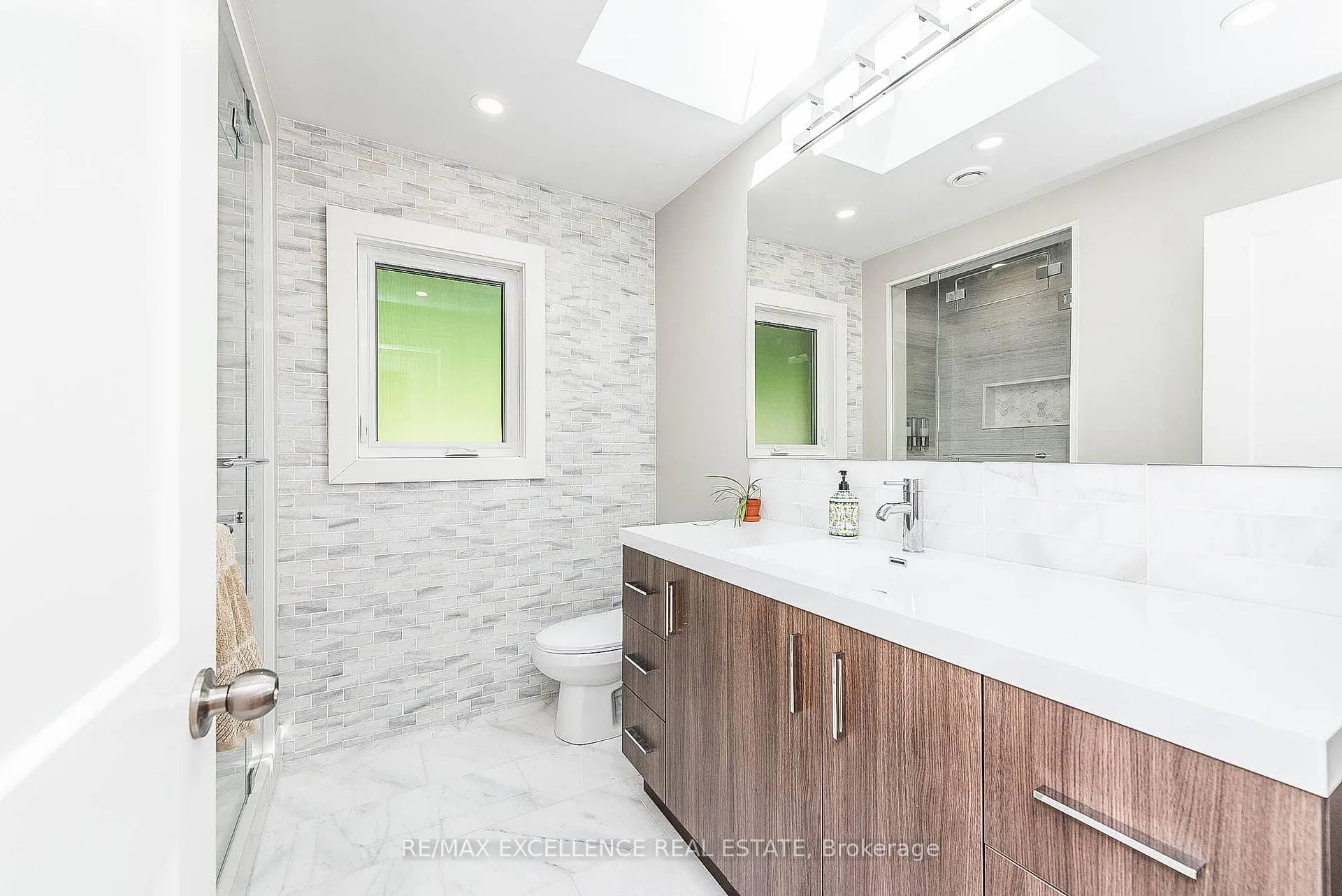 Photo 23 of 8949 Mississauga Road, Brampton, Credit Valley — HOMEH
