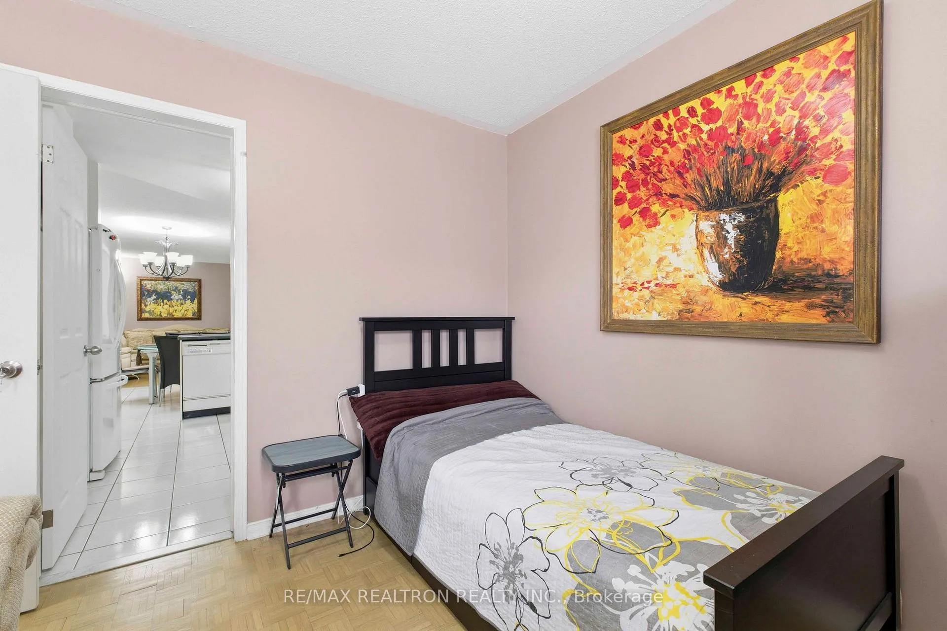 Photo 6 of 68 Lavender Place, Vaughan, East Woodbridge — HOMEH