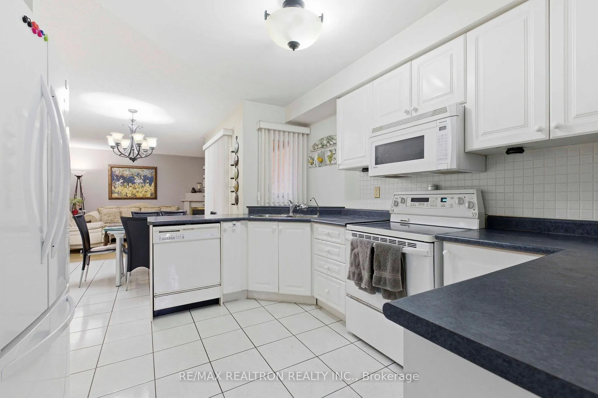 Photo 13 of 68 Lavender Place, Vaughan, East Woodbridge — HOMEH