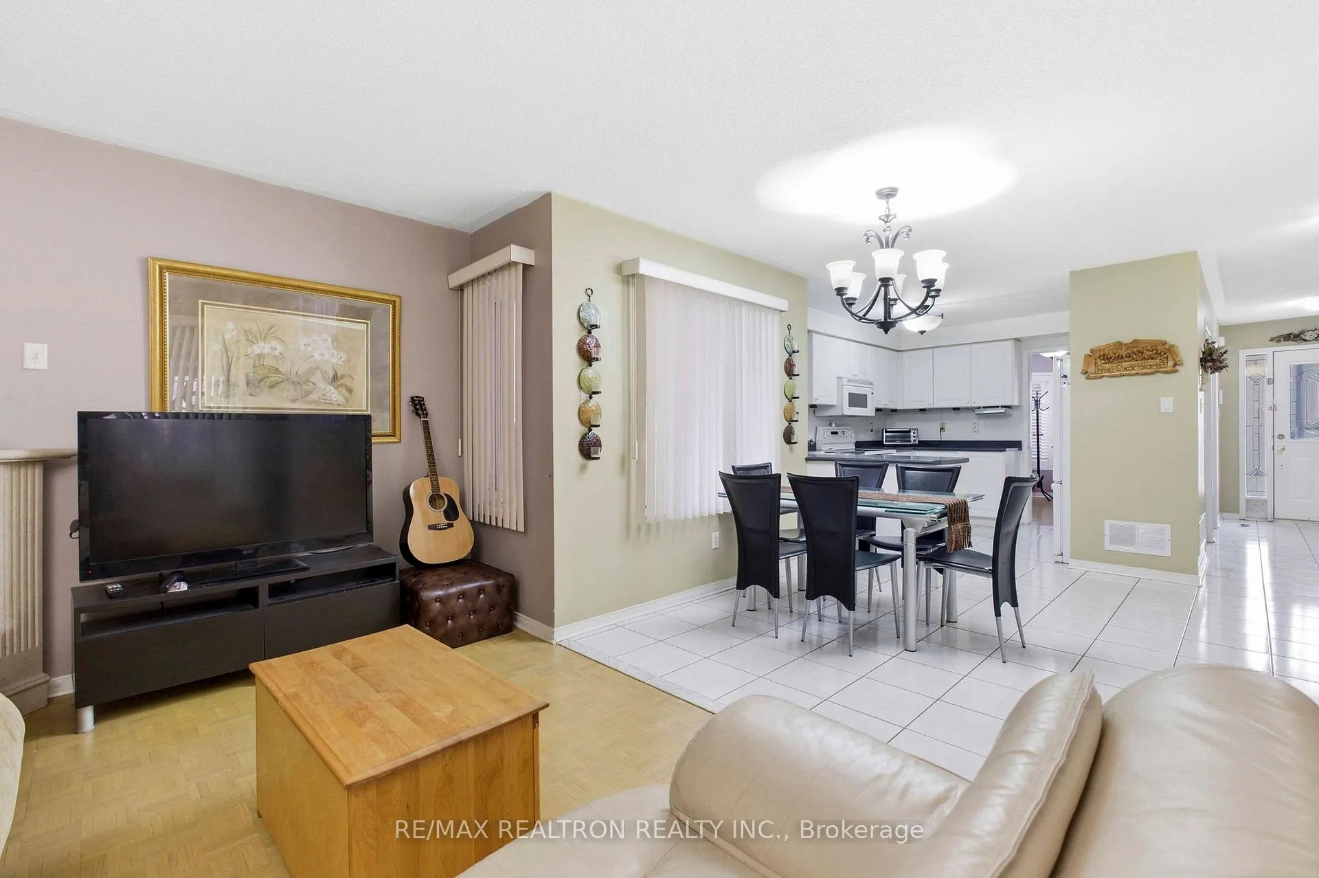 Photo 15 of 68 Lavender Place, Vaughan, East Woodbridge — HOMEH