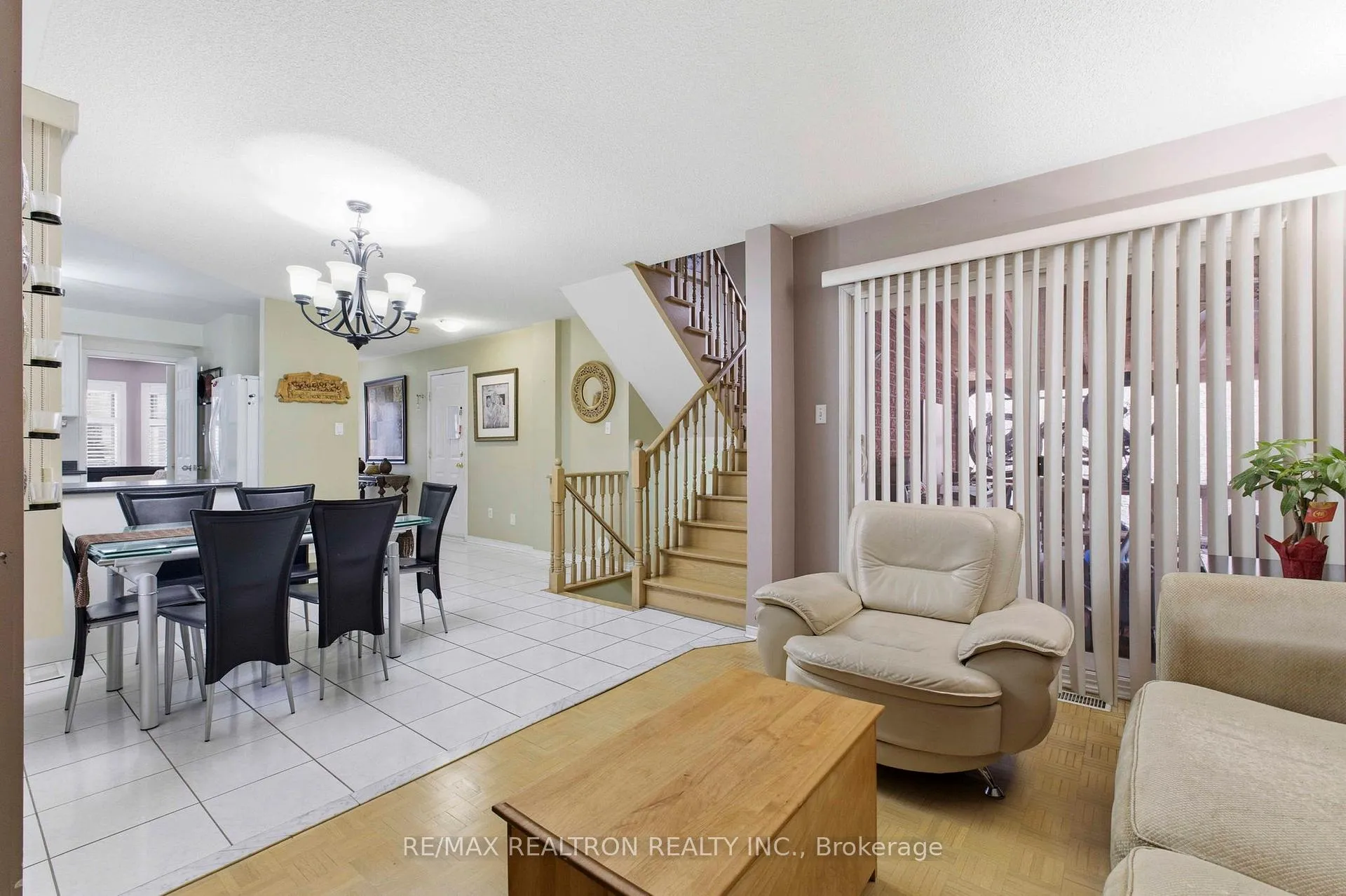 Photo 16 of 68 Lavender Place, Vaughan, East Woodbridge — HOMEH