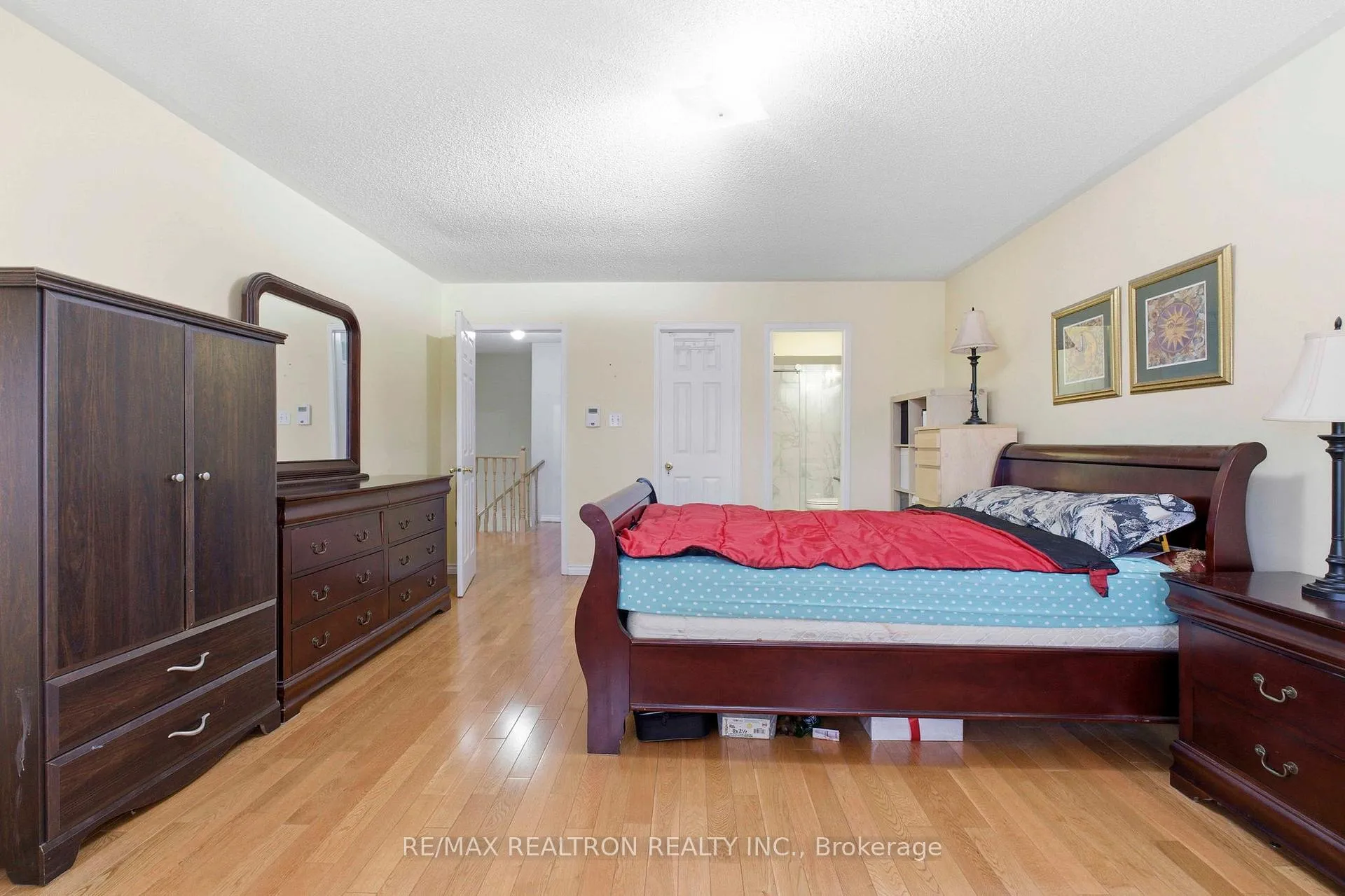 Photo 22 of 68 Lavender Place, Vaughan, East Woodbridge — HOMEH