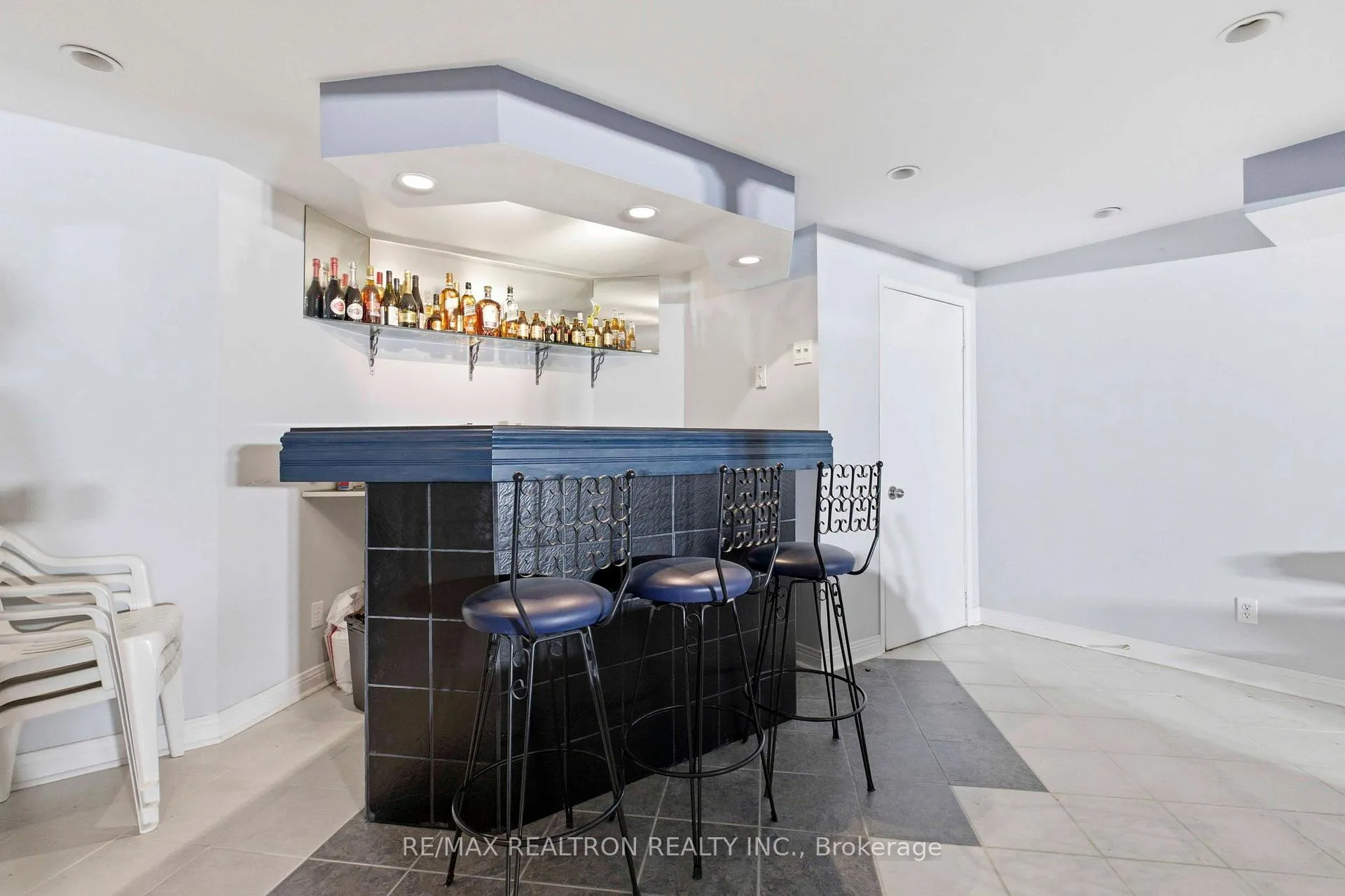 Photo 32 of 68 Lavender Place, Vaughan, East Woodbridge — HOMEH