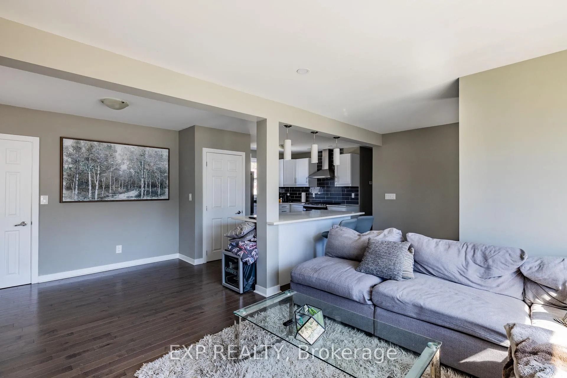 Photo 3 of 35 Withrow Avenue, Ottawa, Meadowlands/St. Claire Gardens — HOMEH