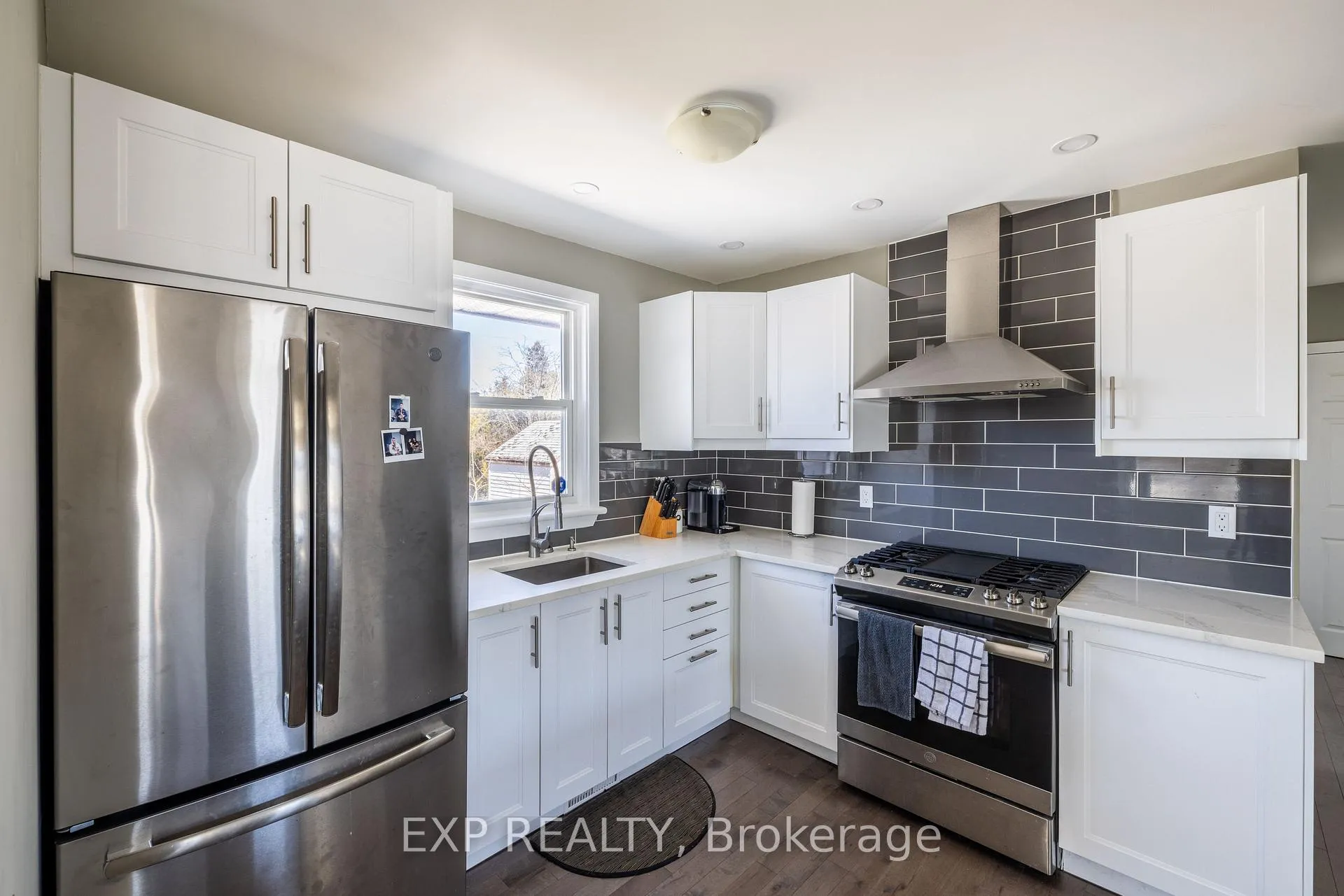 Photo 12 of 35 Withrow Avenue, Ottawa, Meadowlands/St. Claire Gardens — HOMEH