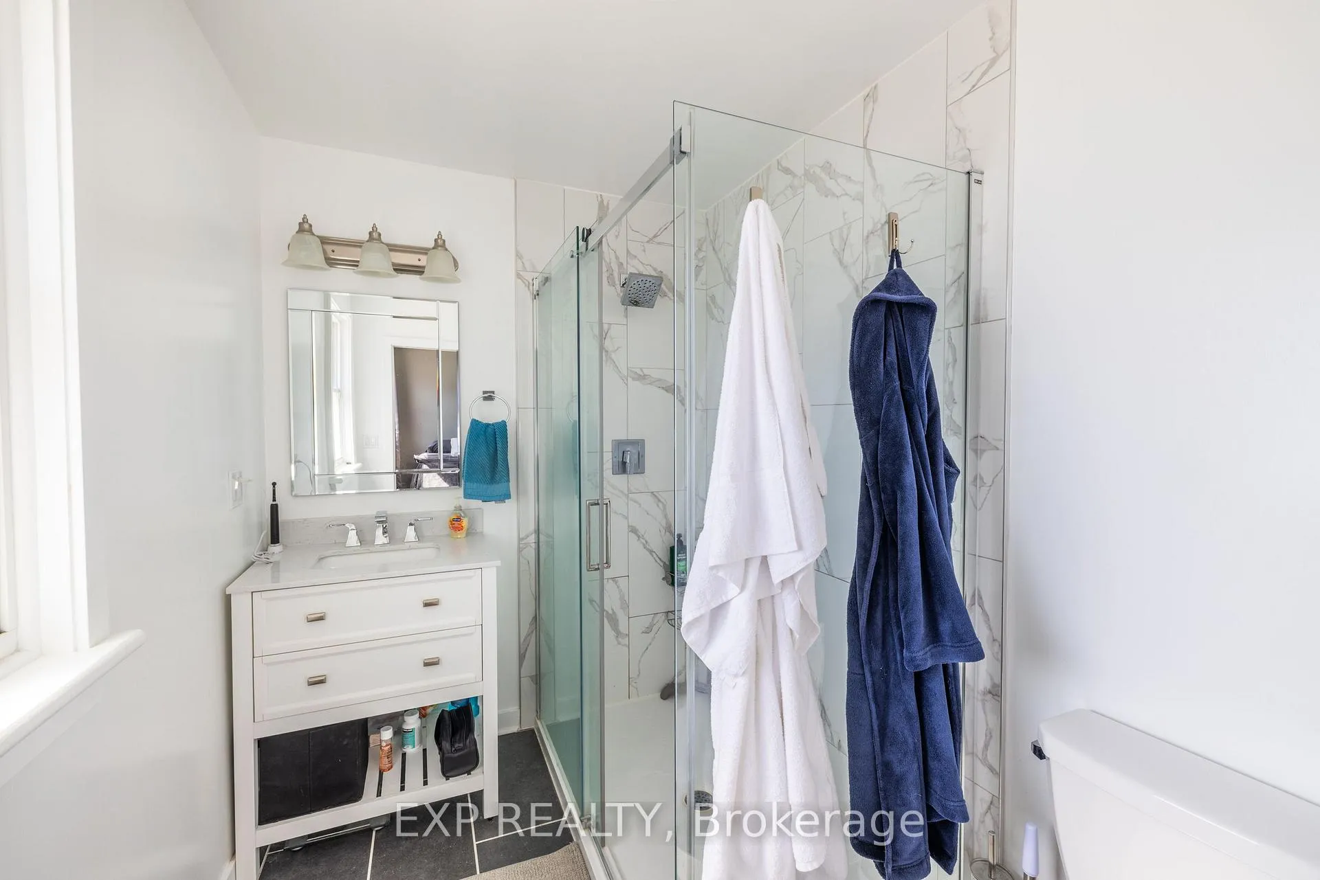 Photo 22 of 35 Withrow Avenue, Ottawa, Meadowlands/St. Claire Gardens — HOMEH