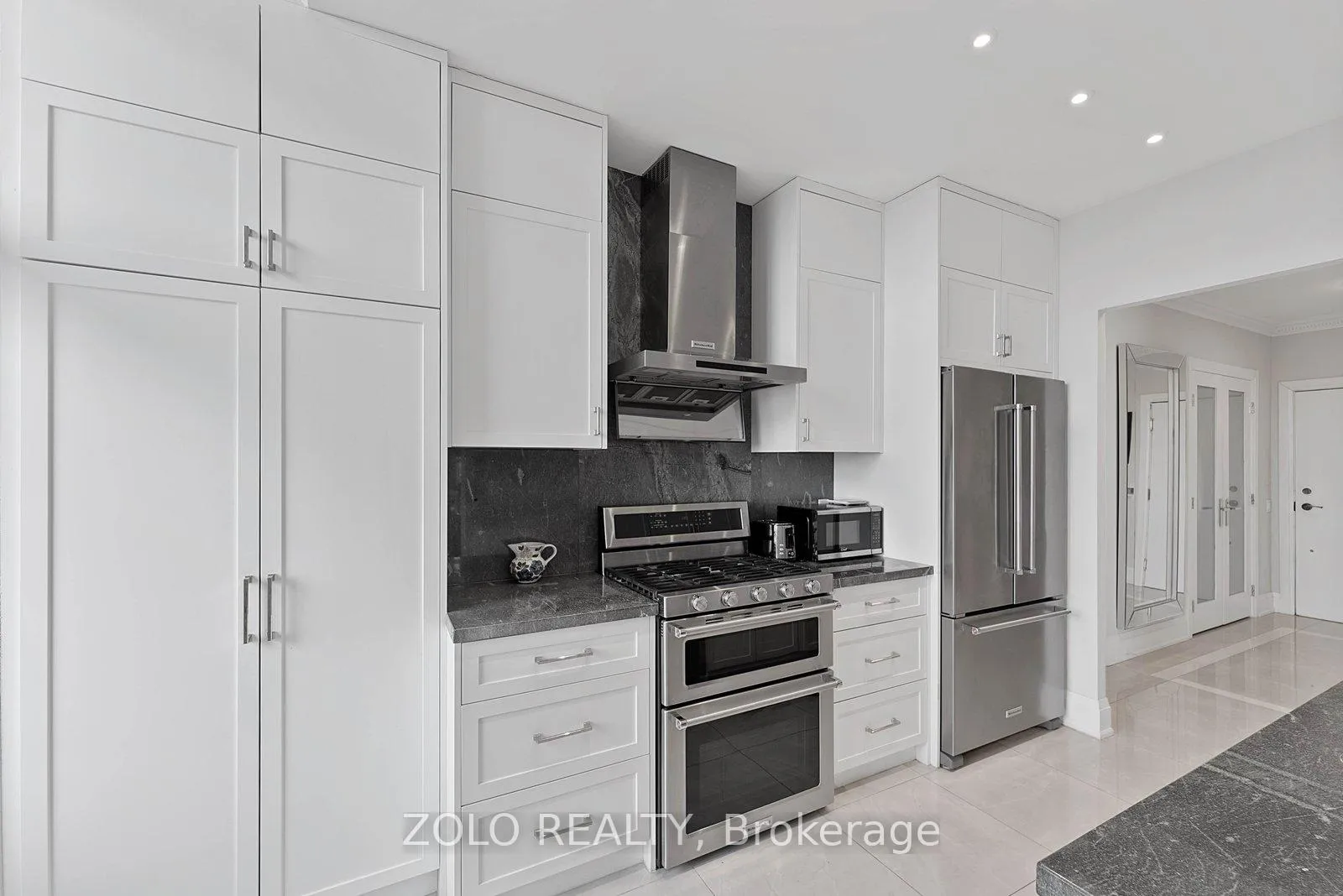 Photo 9 of Unit PH05, 265 Ridley Boulevard, Toronto, Bedford Park-Nortown — HOMEH