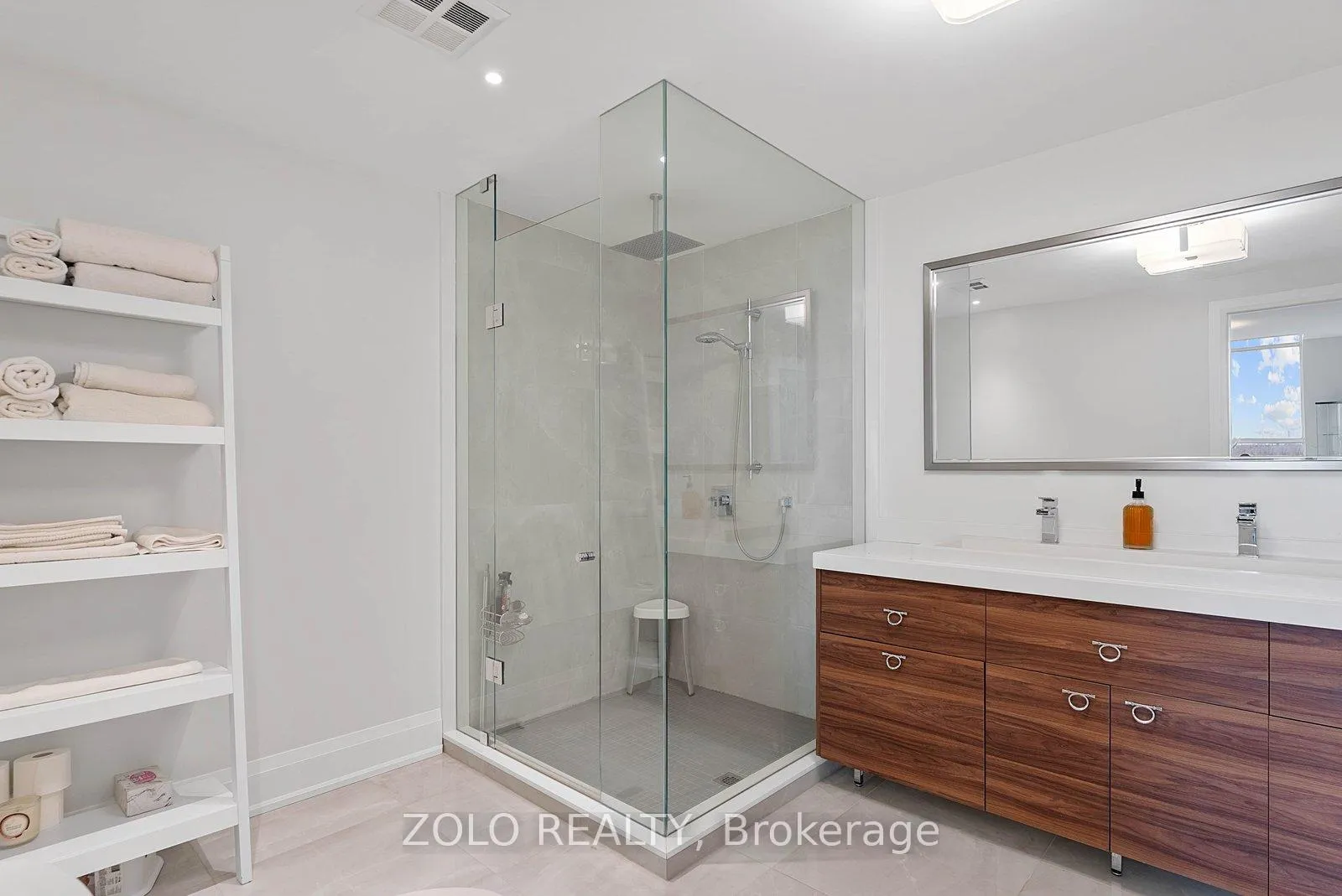 Photo 37 of Unit PH05, 265 Ridley Boulevard, Toronto, Bedford Park-Nortown — HOMEH