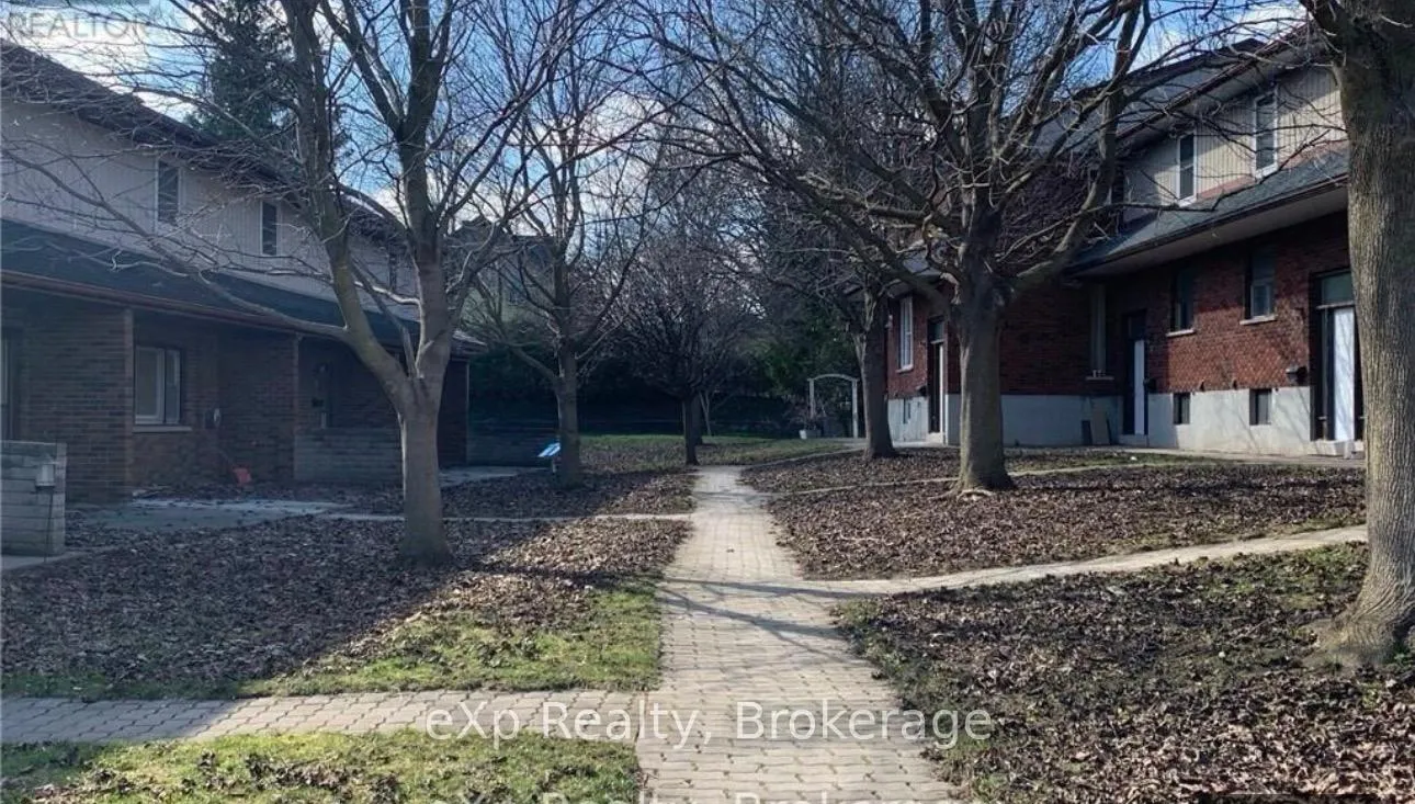 Photo 1 of Unit 9, 215 McNab Street, Brockton — HOMEH