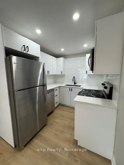 Photo 6 of Unit 9, 215 McNab Street, Brockton — HOMEH
