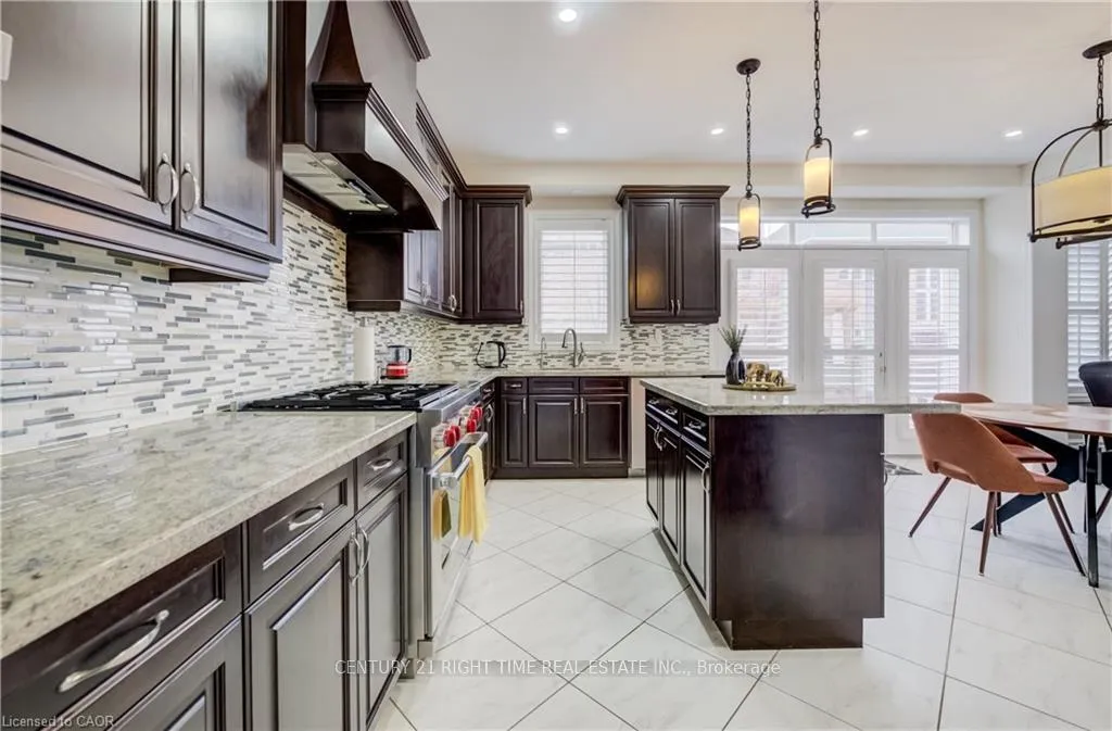 Photo 14 of 4612 Doug Wright Drive, Burlington, Alton — HOMEH