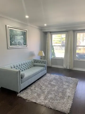 Photo 4 of 82 Ferndell Circle, Markham, Unionville — HOMEH