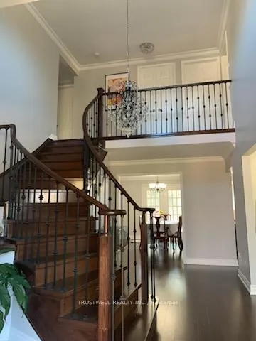 Photo 5 of 82 Ferndell Circle, Markham, Unionville — HOMEH