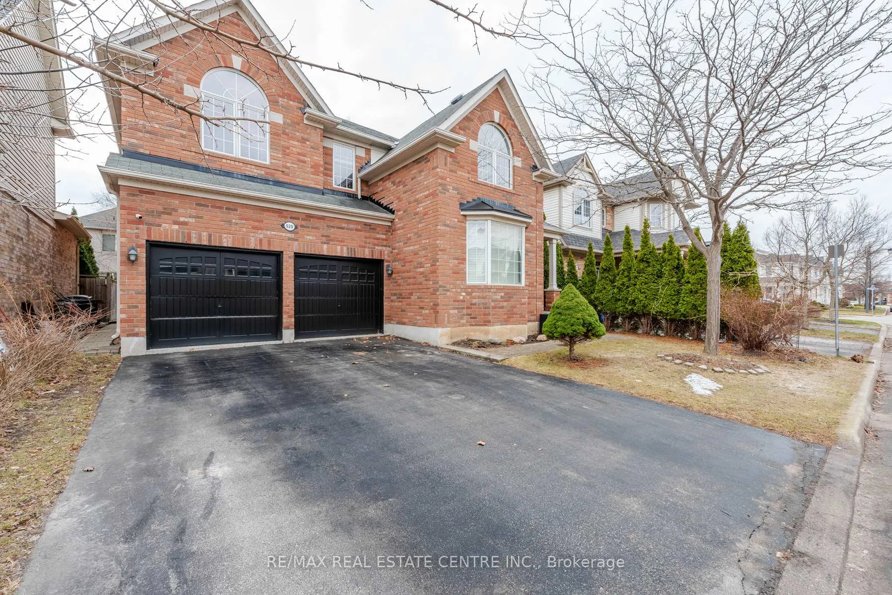 Photo 2 of 920 Bessy Trail, Milton, Coates — HOMEH