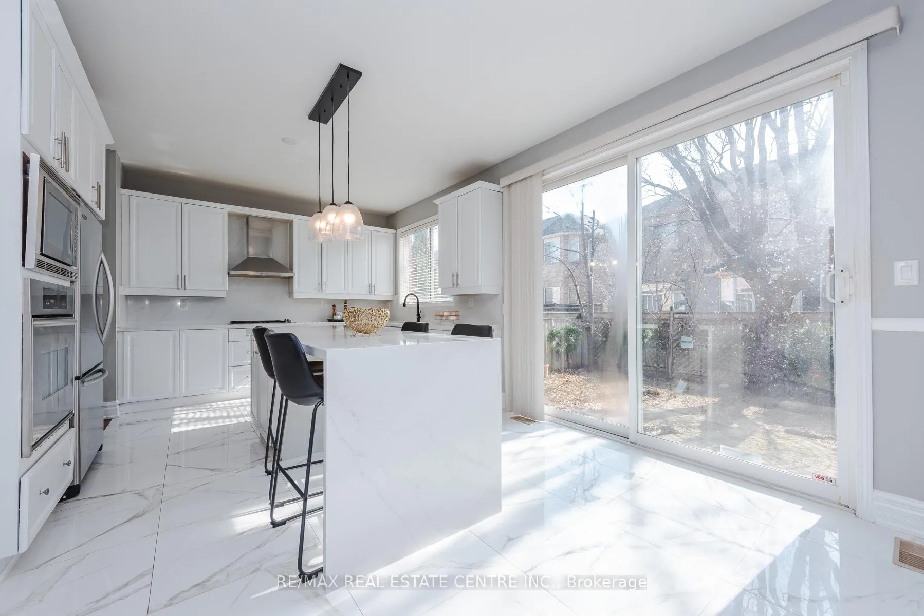 Photo 11 of 920 Bessy Trail, Milton, Coates — HOMEH