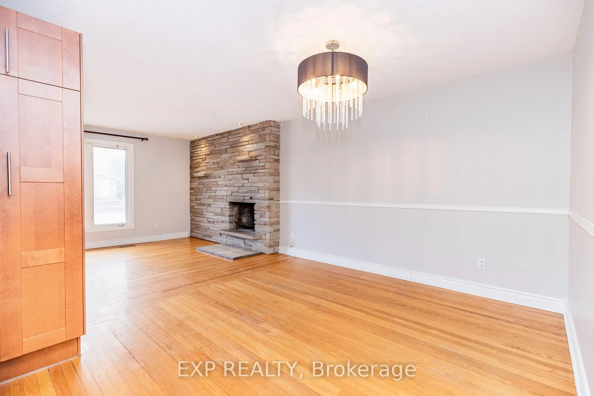 Photo 9 of 1272 Maitland Avenue, Ottawa, Copeland Park — HOMEH