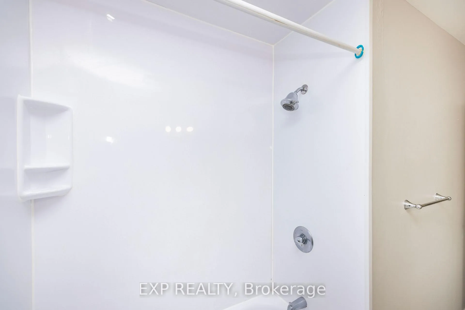 Photo 15 of 1272 Maitland Avenue, Ottawa, Copeland Park — HOMEH