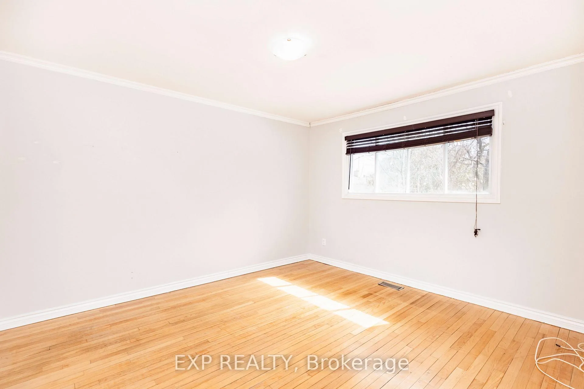 Photo 16 of 1272 Maitland Avenue, Ottawa, Copeland Park — HOMEH