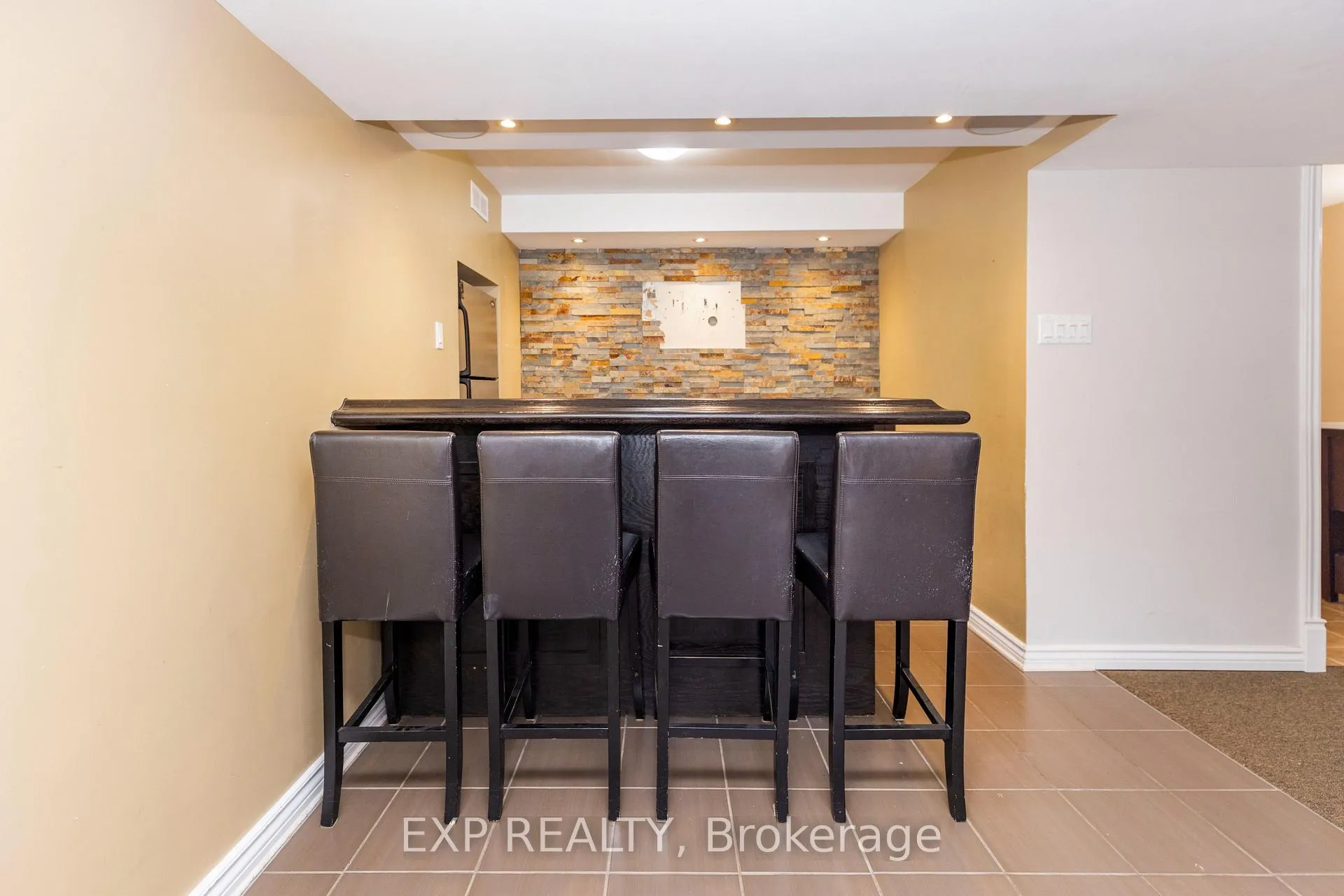 Photo 25 of 1272 Maitland Avenue, Ottawa, Copeland Park — HOMEH