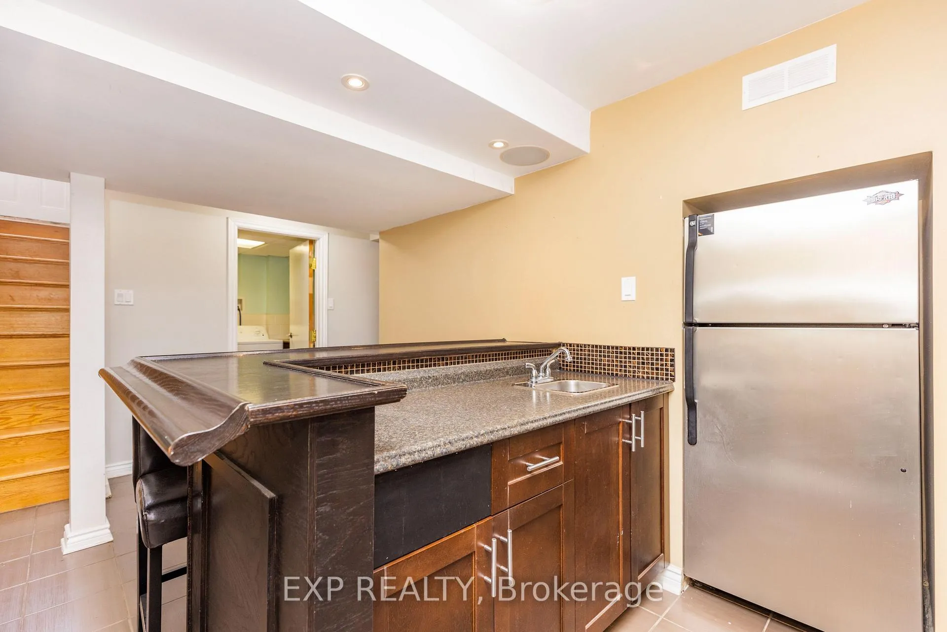 Photo 27 of 1272 Maitland Avenue, Ottawa, Copeland Park — HOMEH