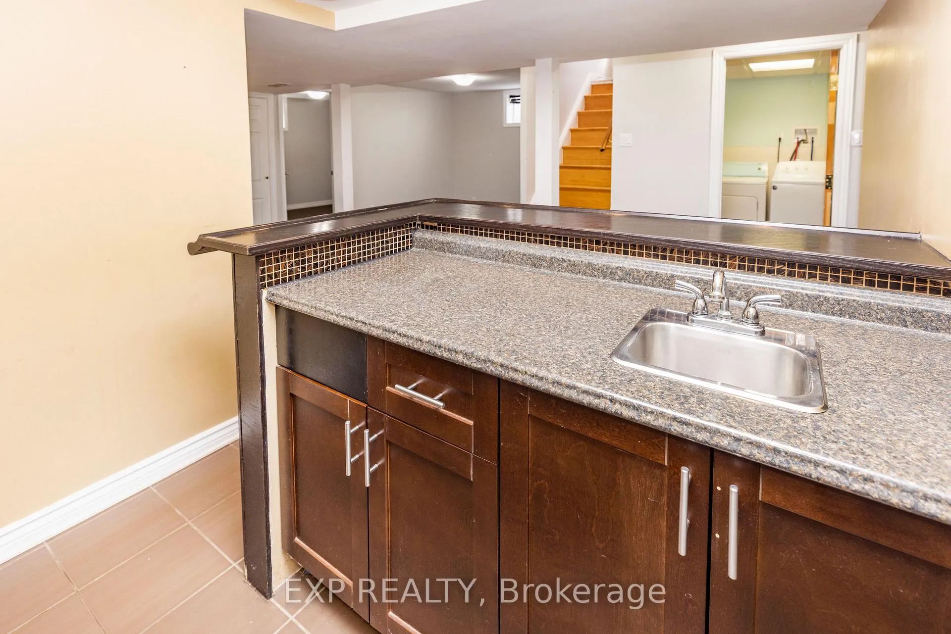 Photo 28 of 1272 Maitland Avenue, Ottawa, Copeland Park — HOMEH