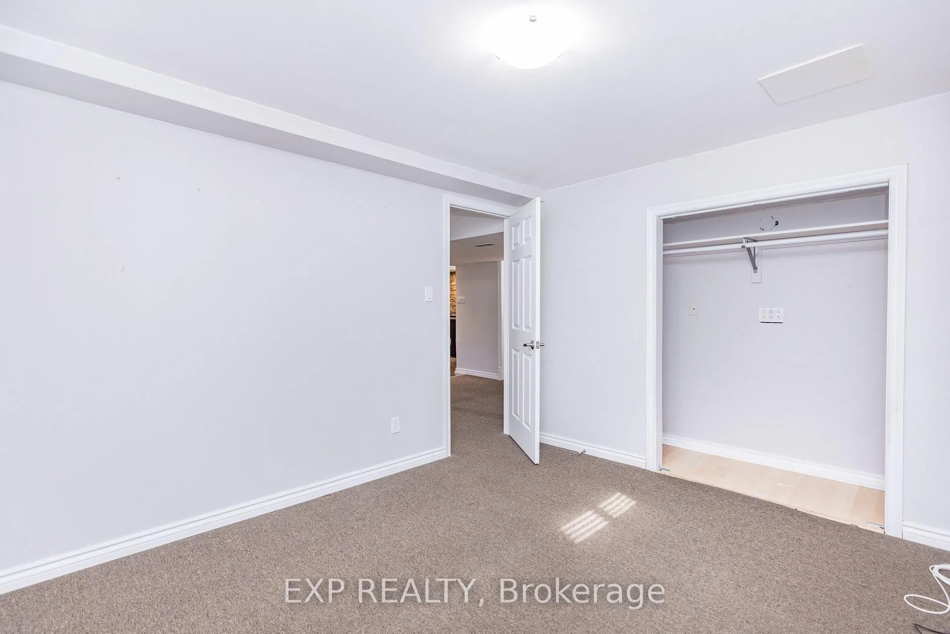 Photo 34 of 1272 Maitland Avenue, Ottawa, Copeland Park — HOMEH