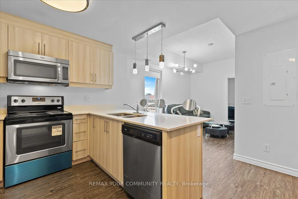 Photo 10 of Unit 1105, 158 King Street N, Waterloo, Beechwood/University — HOMEH