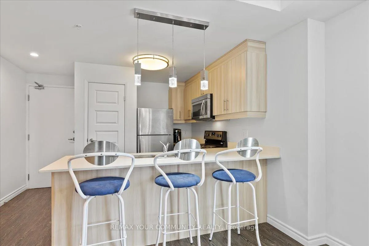 Photo 13 of Unit 1105, 158 King Street N, Waterloo, Beechwood/University — HOMEH