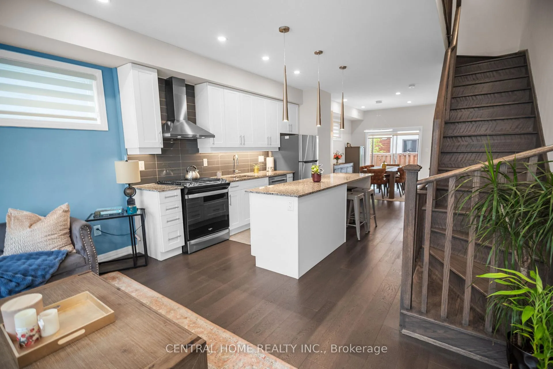 Photo 5 of 1625 Pleasure Valley Path N, Oshawa, Samac — HOMEH